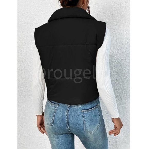 Cropped Black Puffer Vest Zip Up - Picture 4 of 7